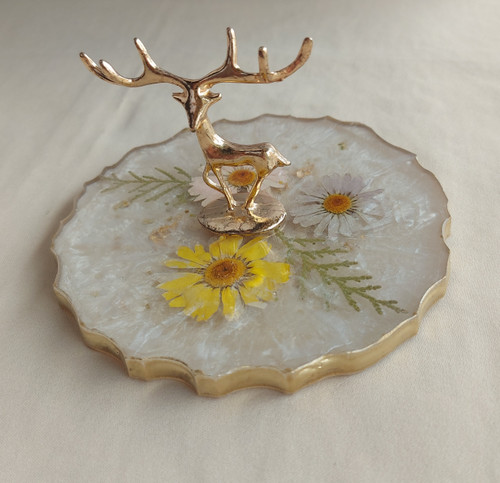 استند جواهرات رزینی