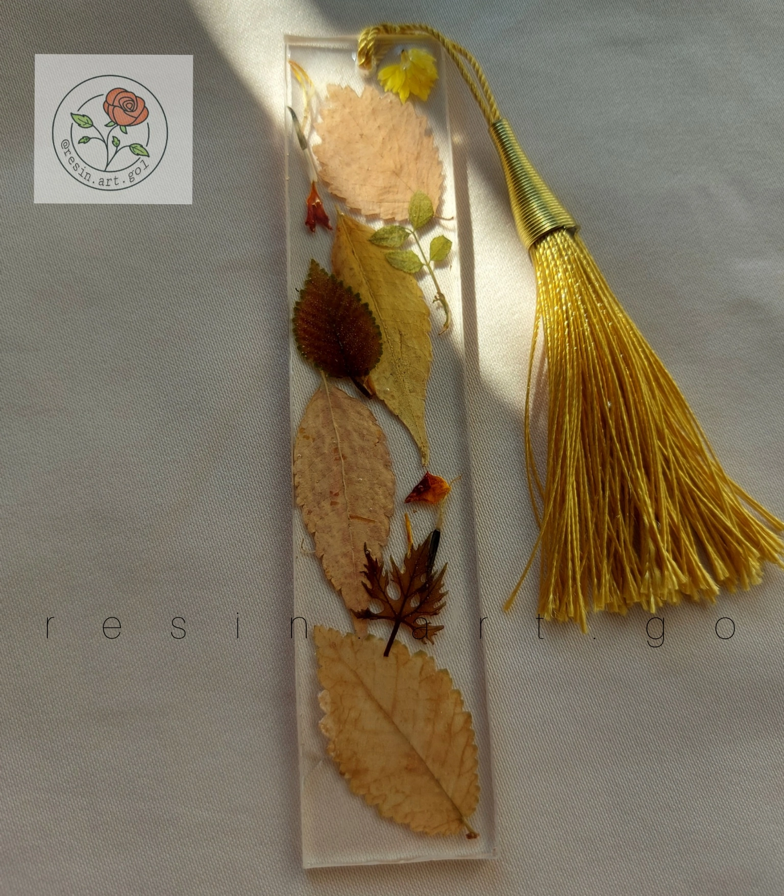 نشانگر کتاب رزینی