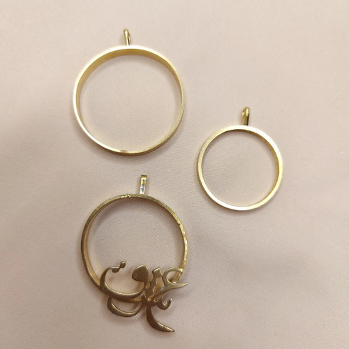 قاب گرد فلزی زیورآلات فلزی